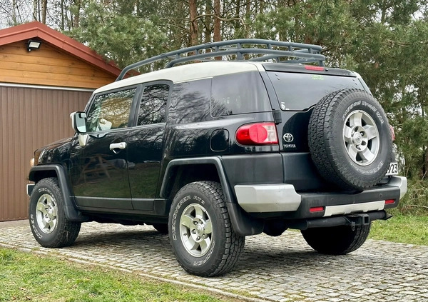 Toyota FJ cena 83000 przebieg: 223000, rok produkcji 2008 z Brok małe 781